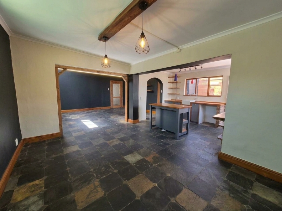 To Let 3 Bedroom Property for Rent in Woodstock Western Cape